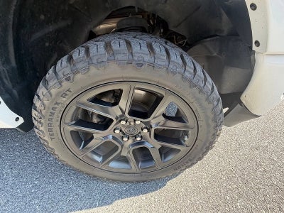 2022 RAM 1500 Laramie Crew Cab 4x4 5'7" Box