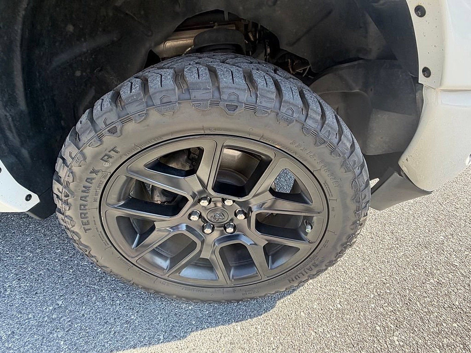 2022 RAM 1500 Laramie Crew Cab 4x4 5'7" Box