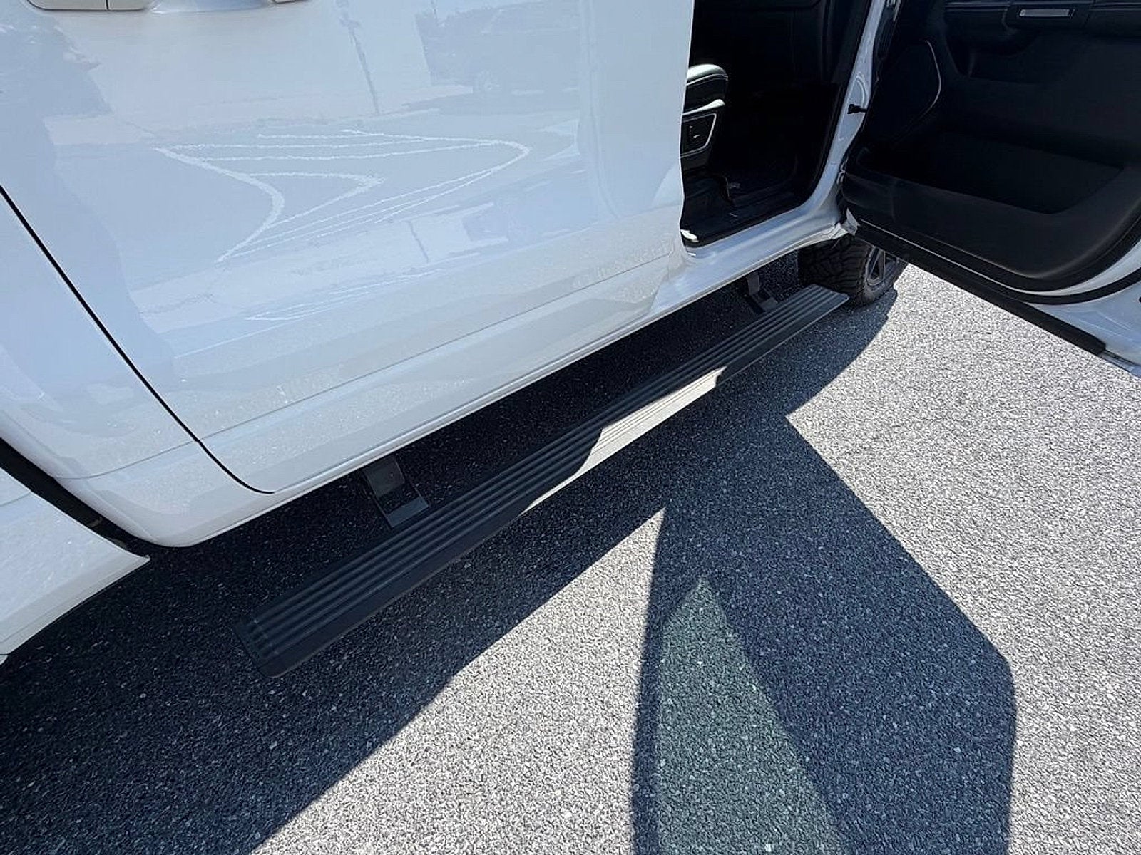 2022 RAM 1500 Laramie Crew Cab 4x4 5'7" Box