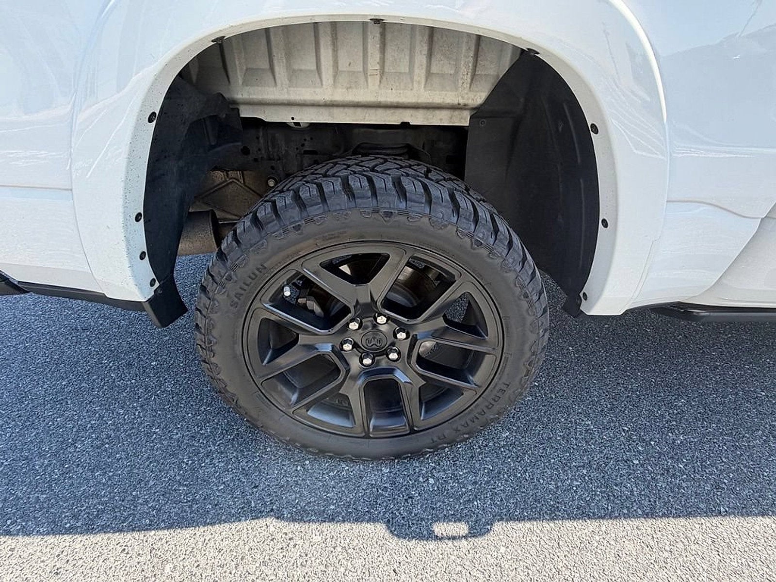 2022 RAM 1500 Laramie Crew Cab 4x4 5'7" Box