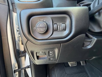 2022 RAM 1500 Laramie Crew Cab 4x4 5'7" Box