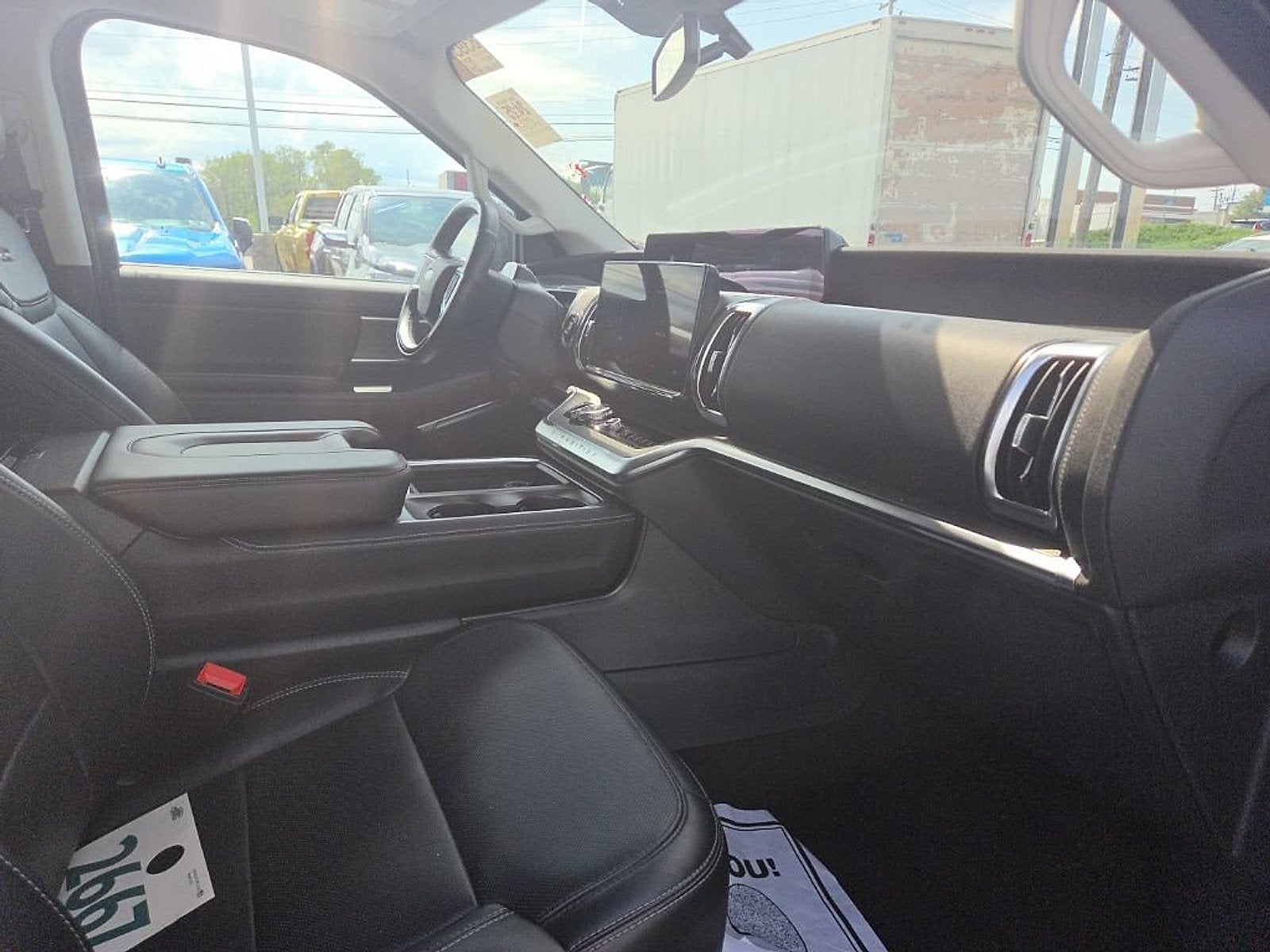 2025 Ford Expedition Platinum