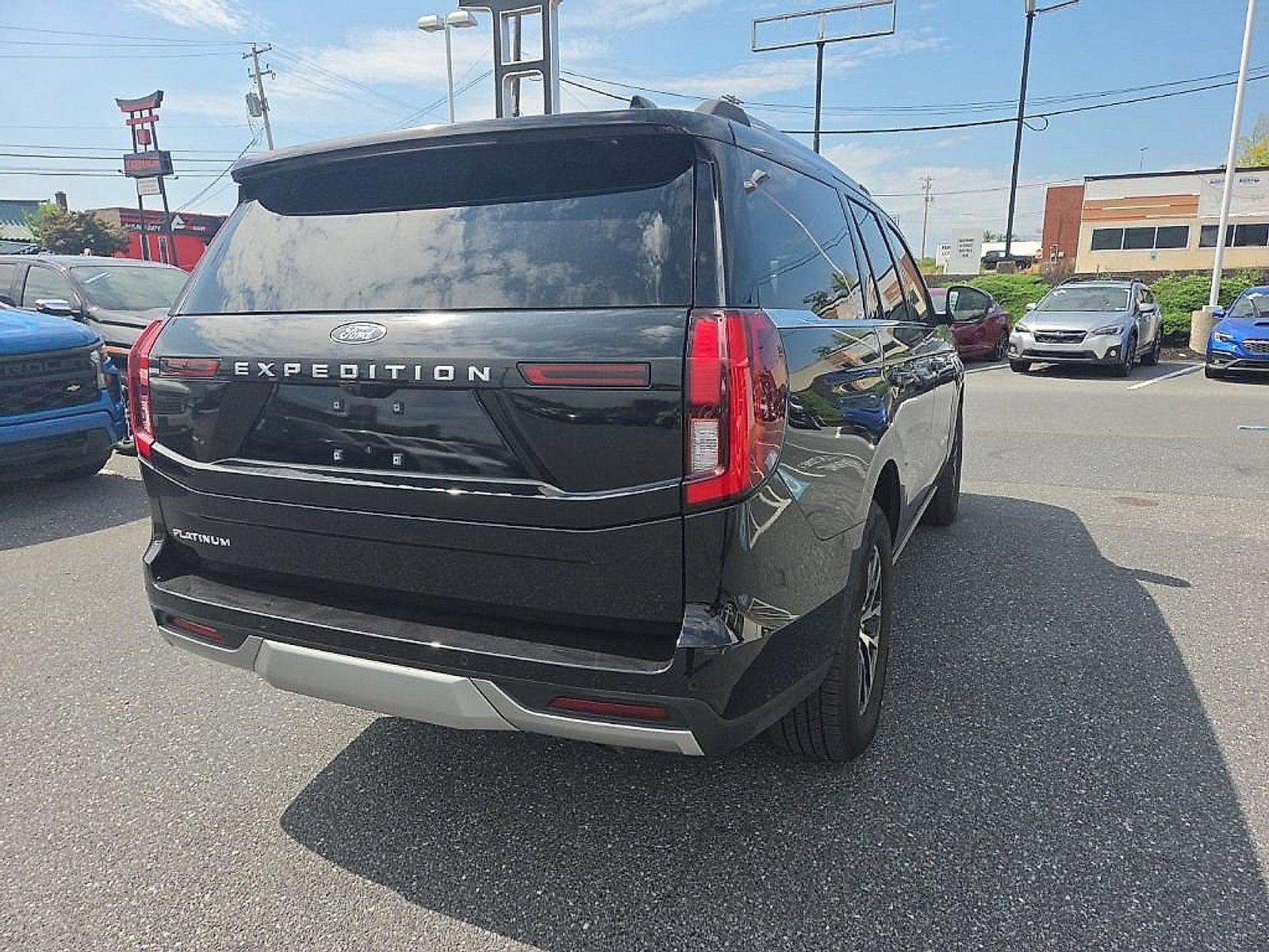 2025 Ford Expedition Platinum