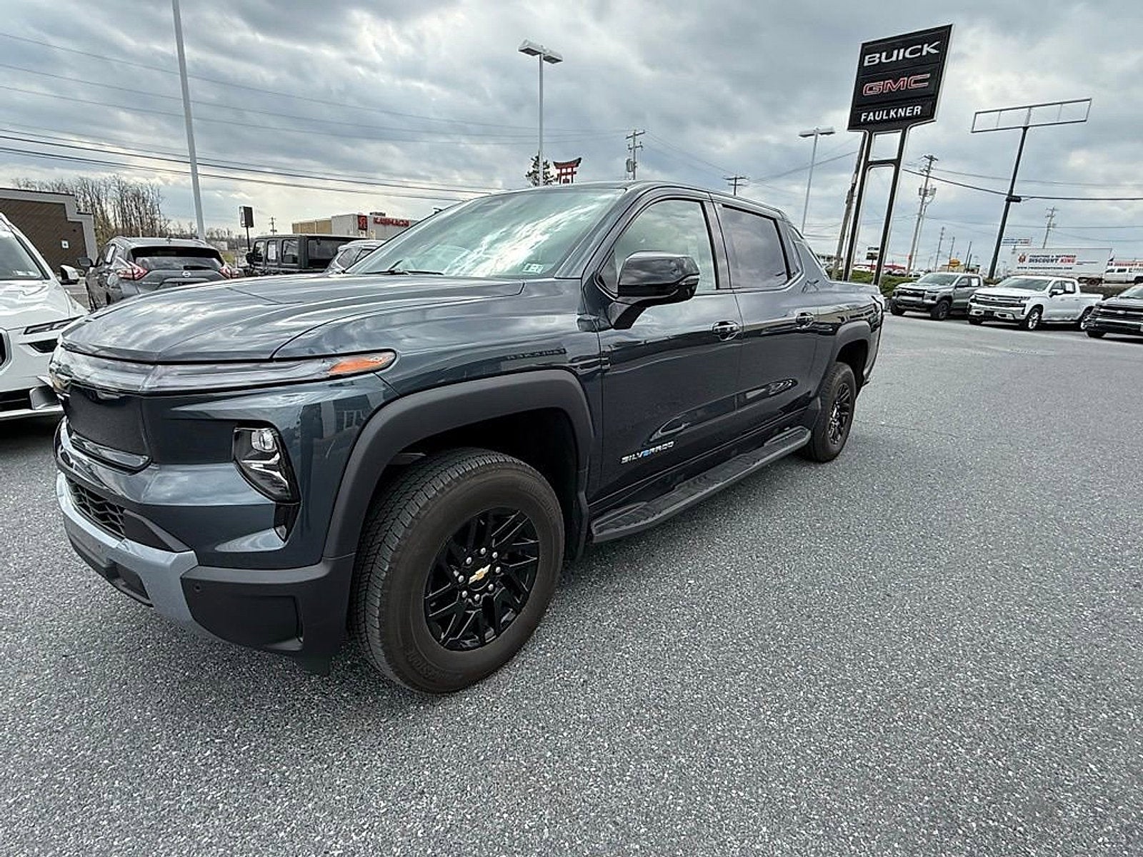 2025 Chevrolet Silverado EV LT - Extended Range