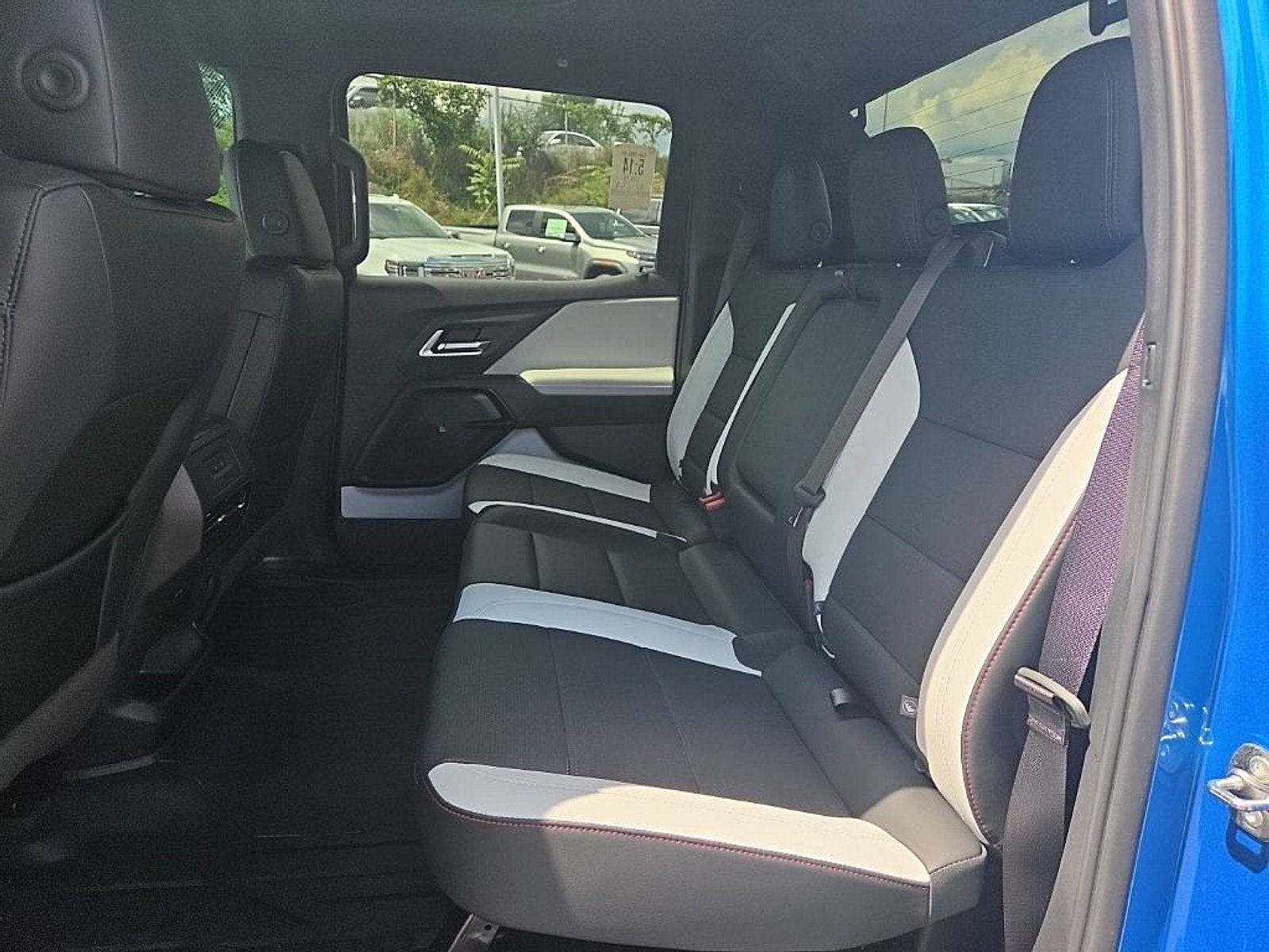 2025 Chevrolet Silverado EV RST - Max Range