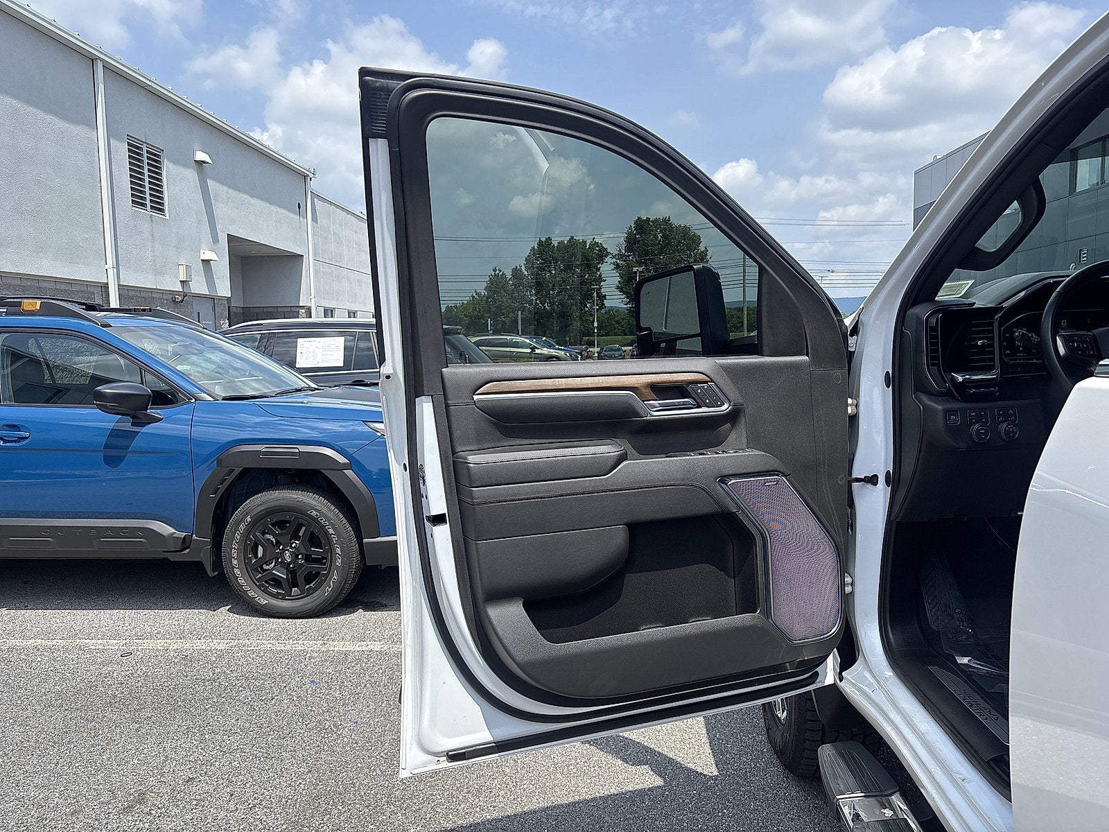 2024 Chevrolet Silverado 2500 HD High Country
