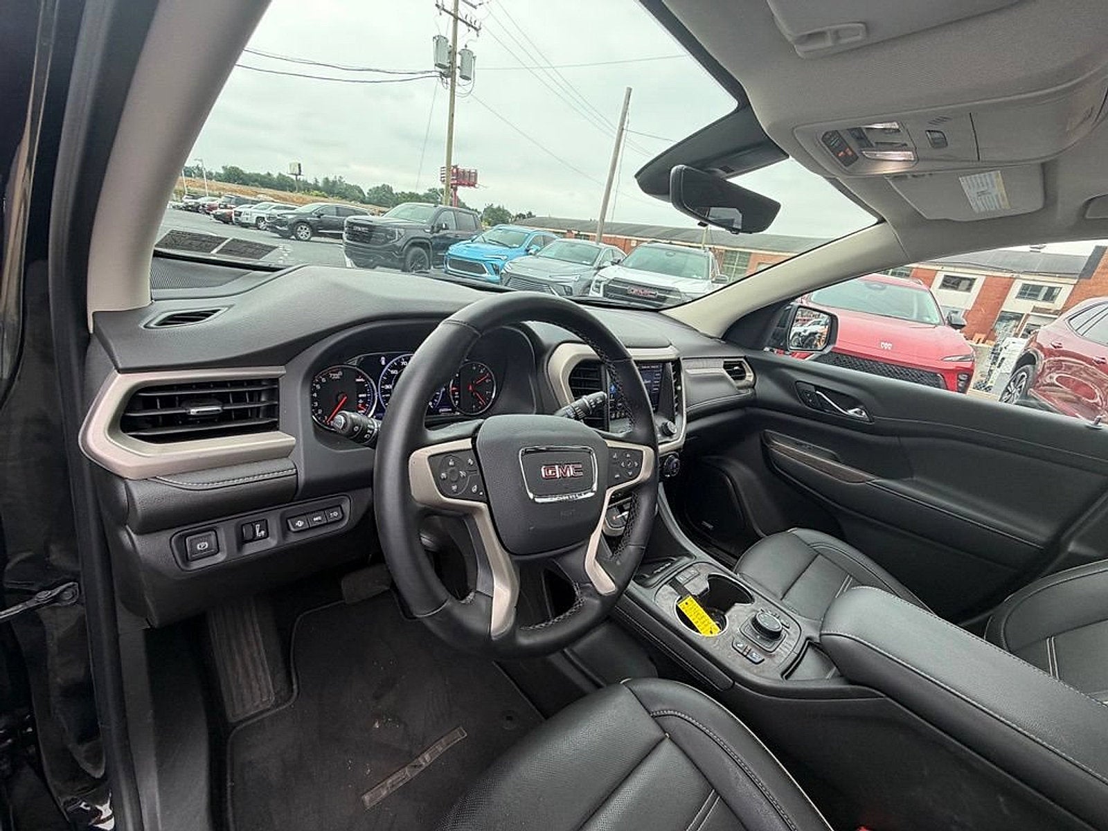 2023 GMC Acadia Denali