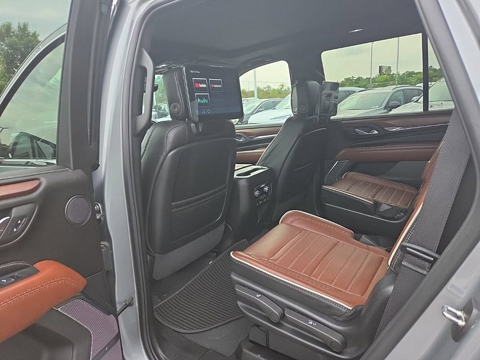 2024 GMC Yukon Denali Ultimate