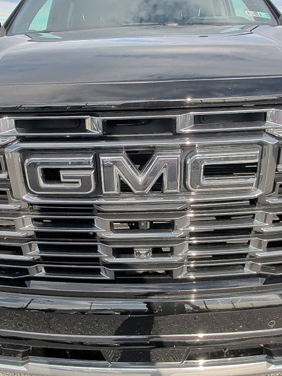 2025 GMC Yukon Denali Ultimate