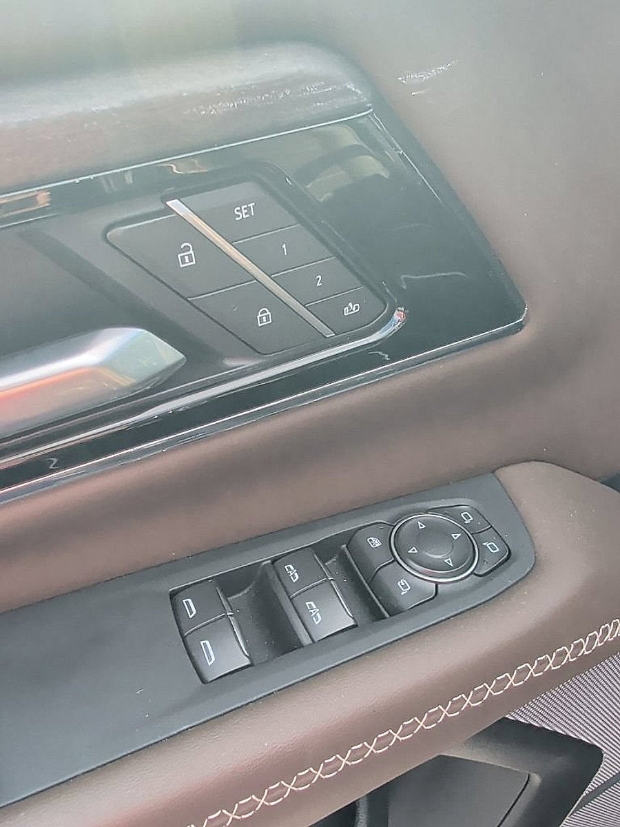 2025 GMC Yukon Denali Ultimate