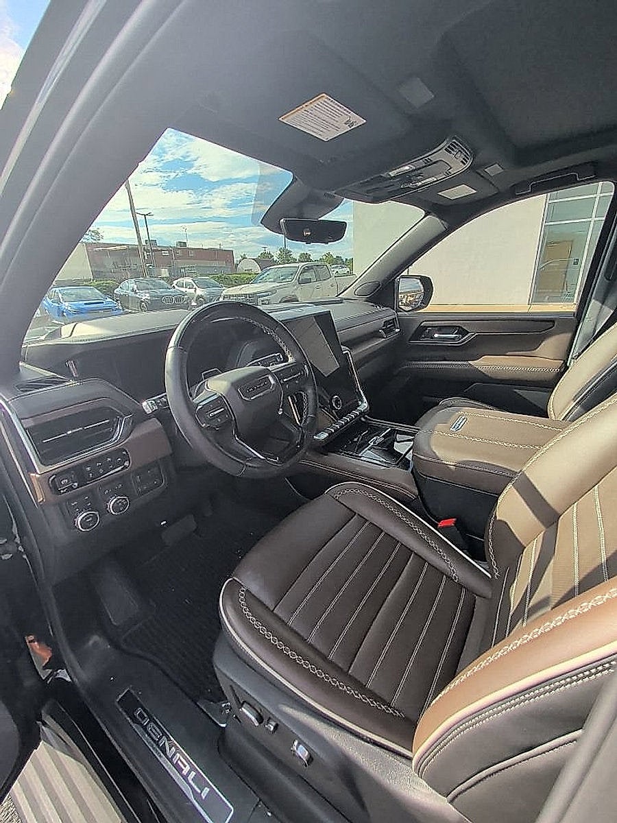 2025 GMC Yukon Denali Ultimate