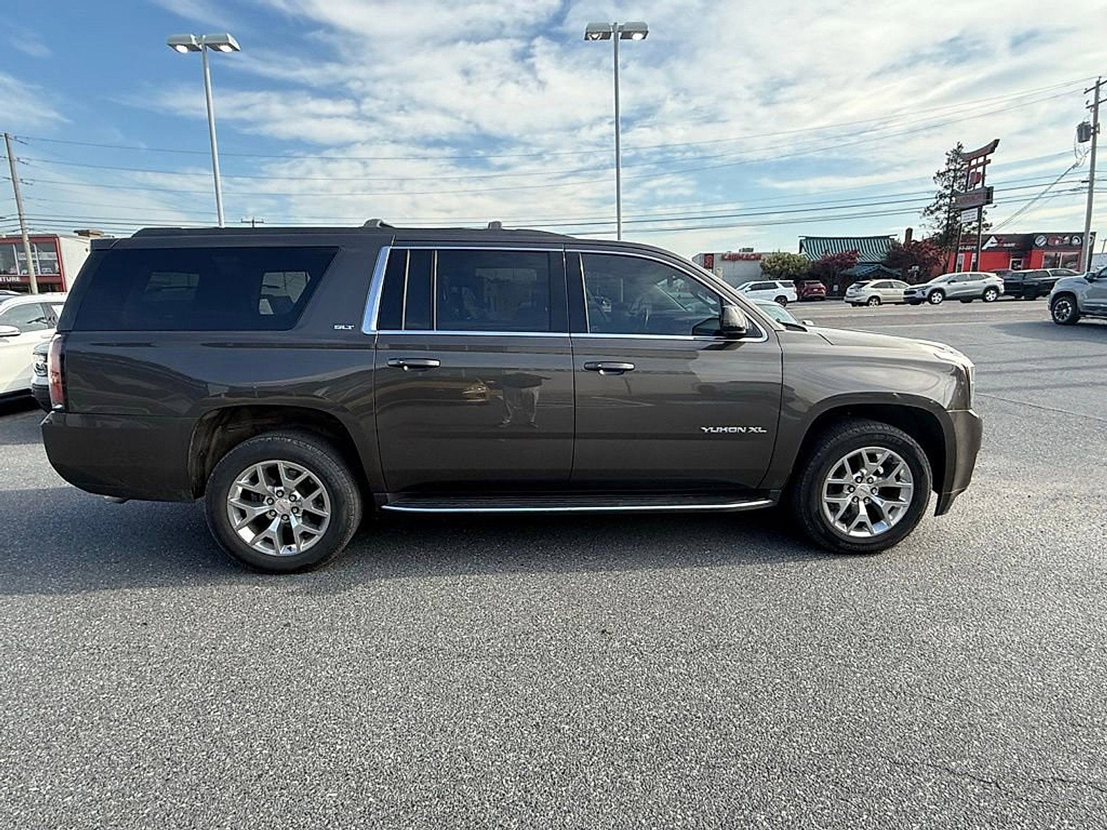 2019 GMC Yukon XL SLT