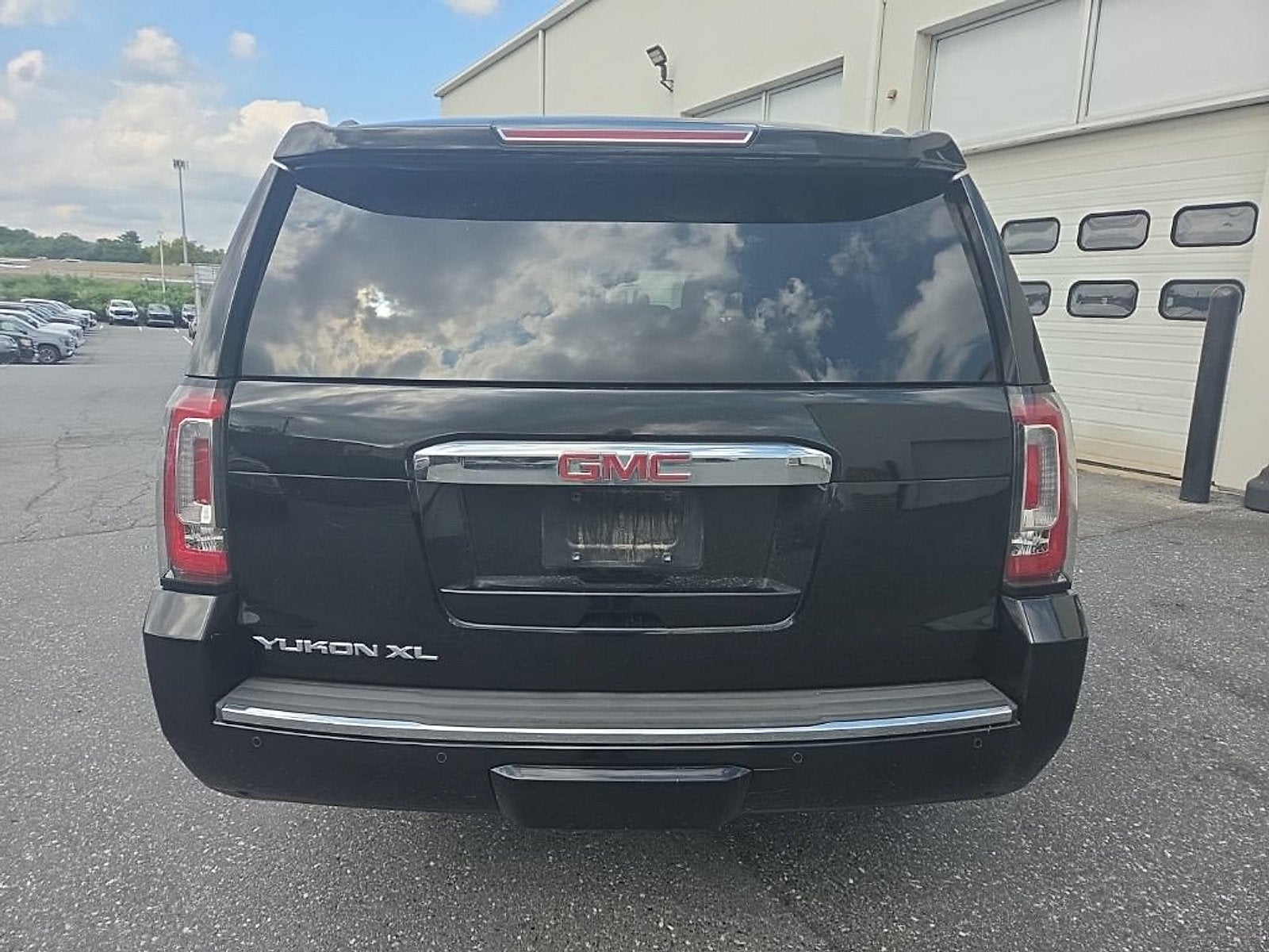 2017 GMC Yukon XL Denali