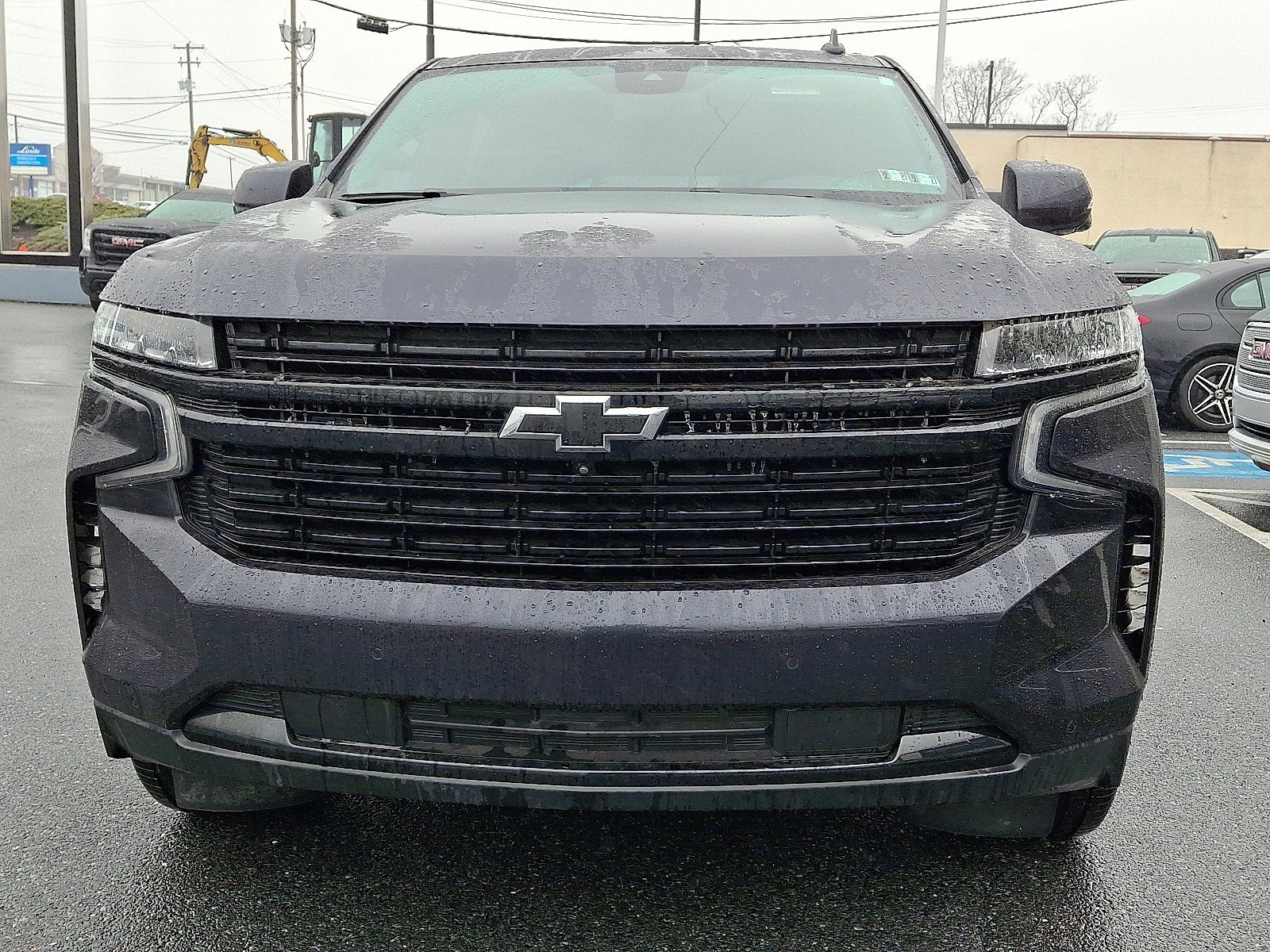 2023 Chevrolet Suburban RST