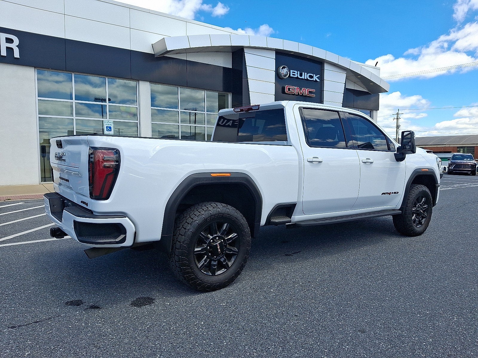 2024 GMC Sierra 2500 HD AT4