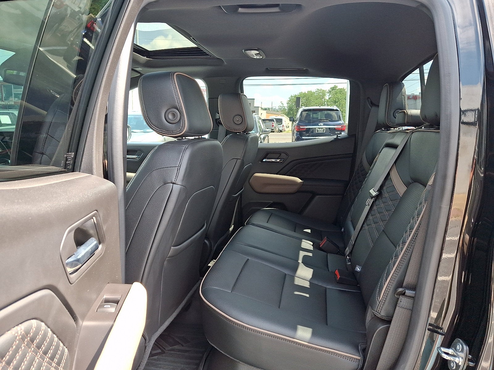 2023 GMC Canyon Denali