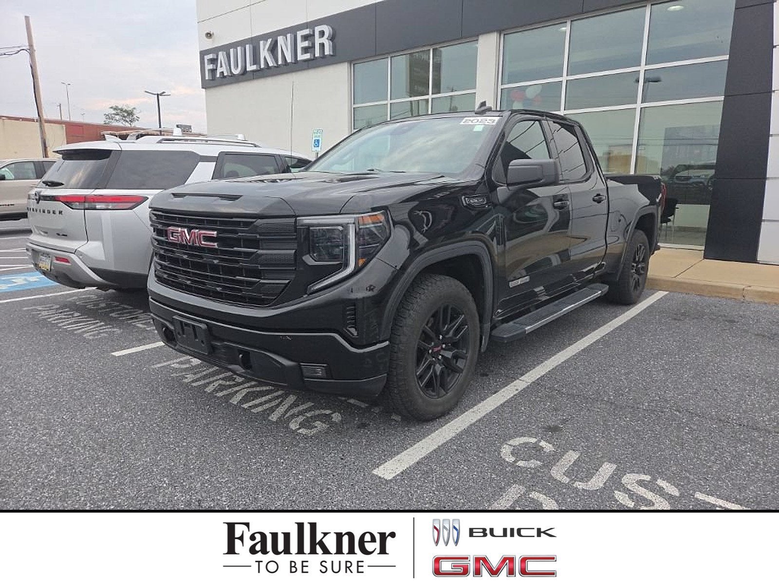 2023 GMC Sierra 1500 Elevation