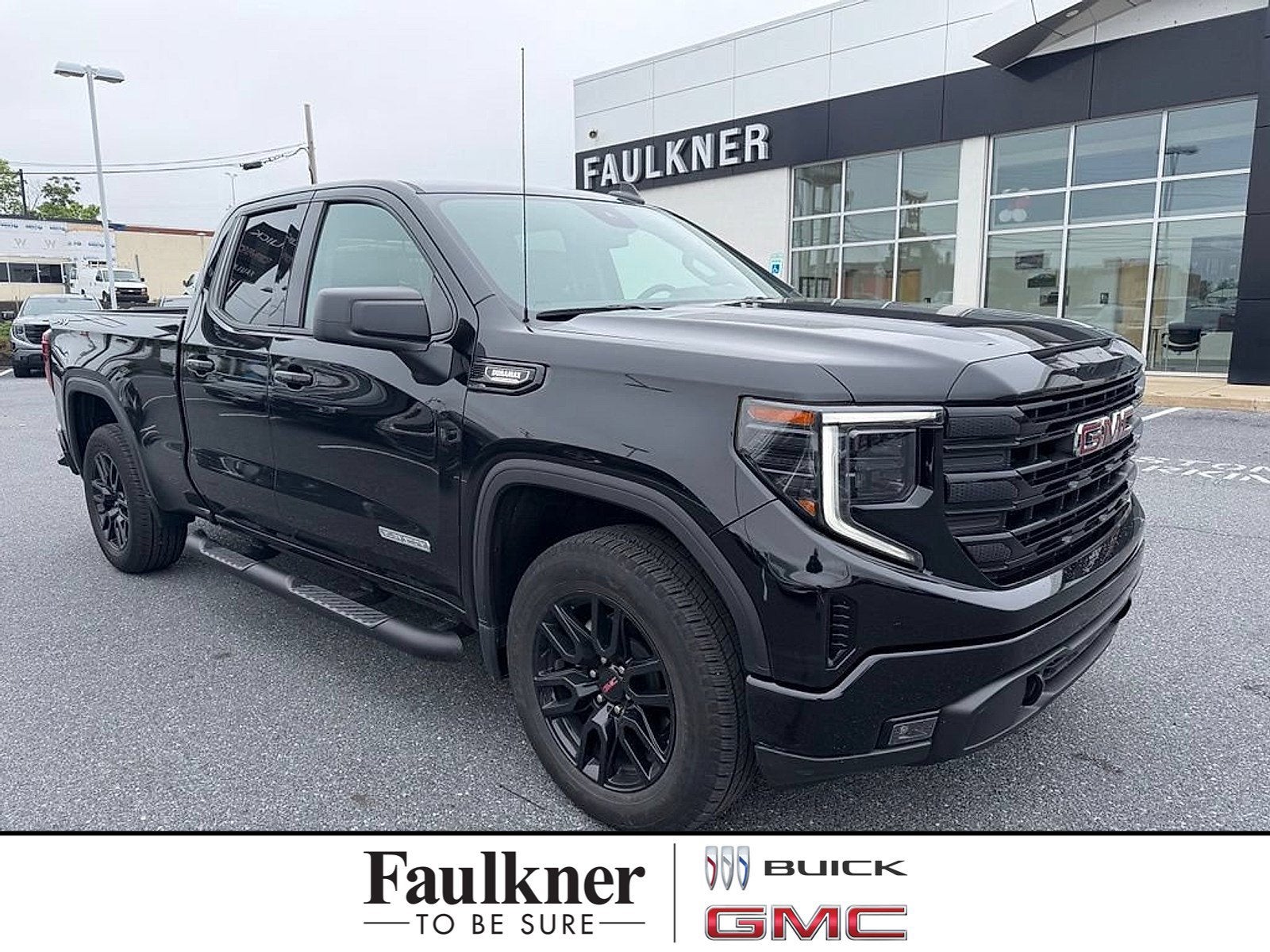 2023 GMC Sierra 1500 Elevation