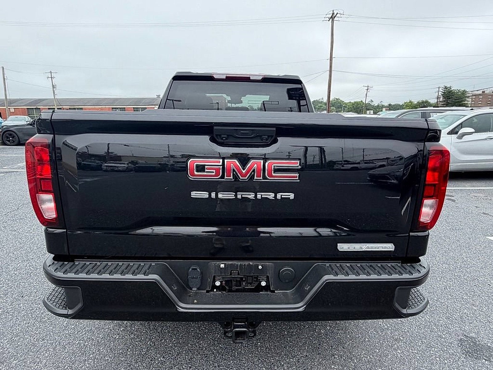 2023 GMC Sierra 1500 Elevation