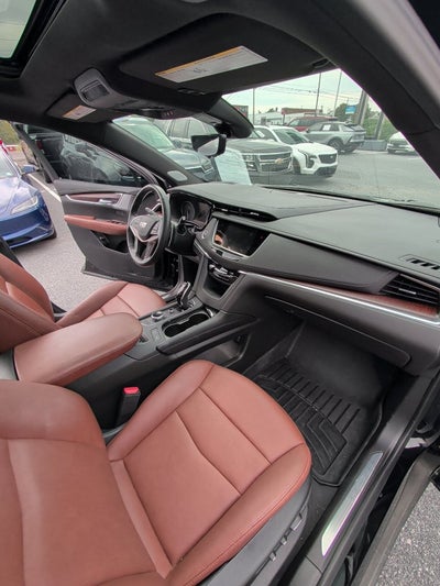2025 Cadillac XT5 Sport