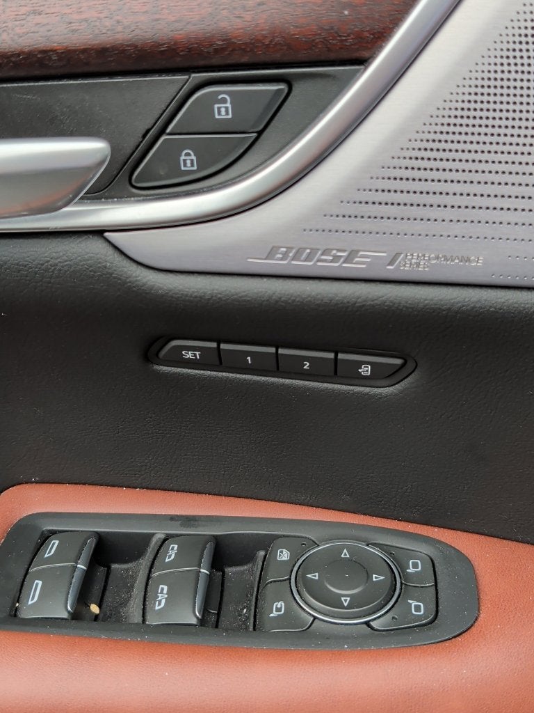 2025 Cadillac XT5 Sport