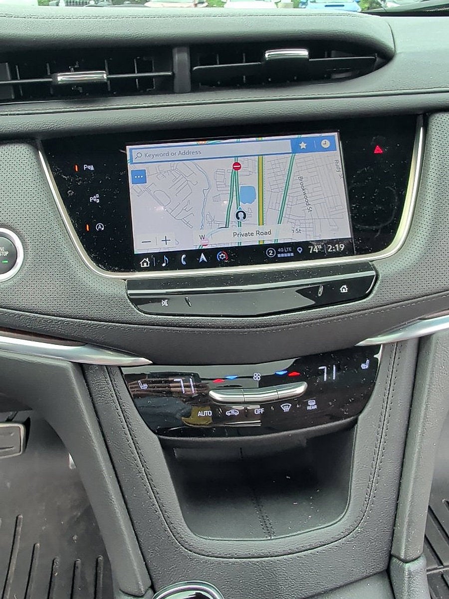 2025 Cadillac XT5 Sport