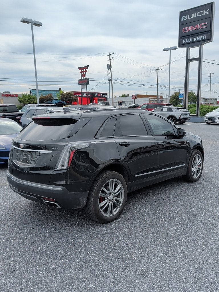 2025 Cadillac XT5 Sport