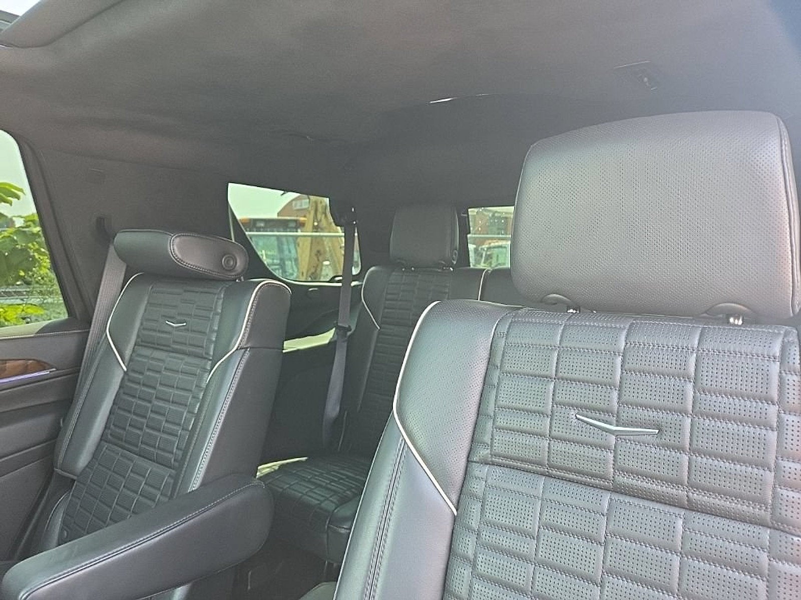 2023 Cadillac Escalade 4WD Sport Platinum