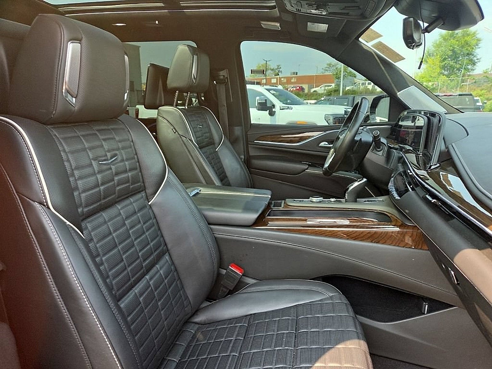 2023 Cadillac Escalade 4WD Sport Platinum
