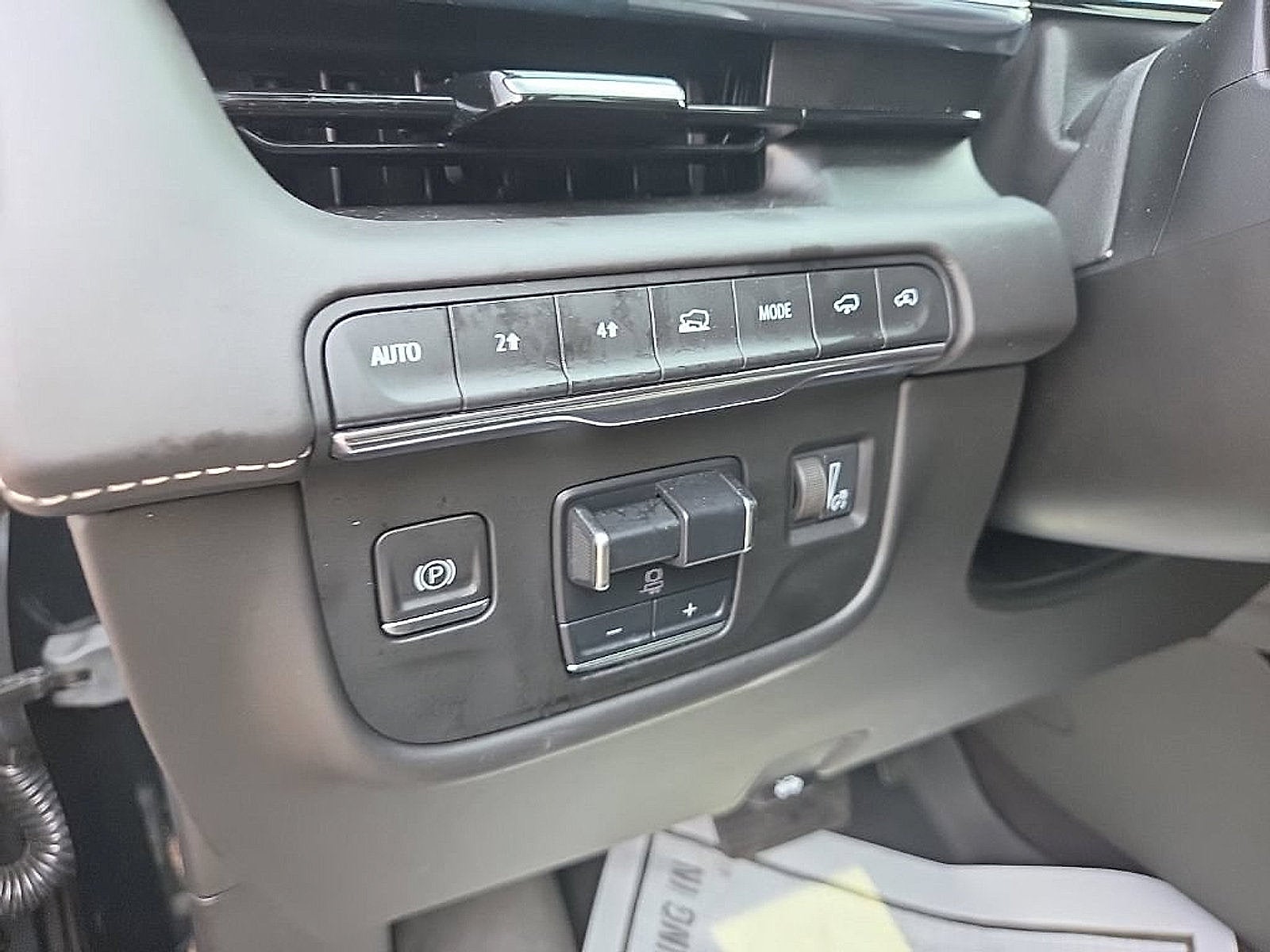 2023 Cadillac Escalade 4WD Sport Platinum