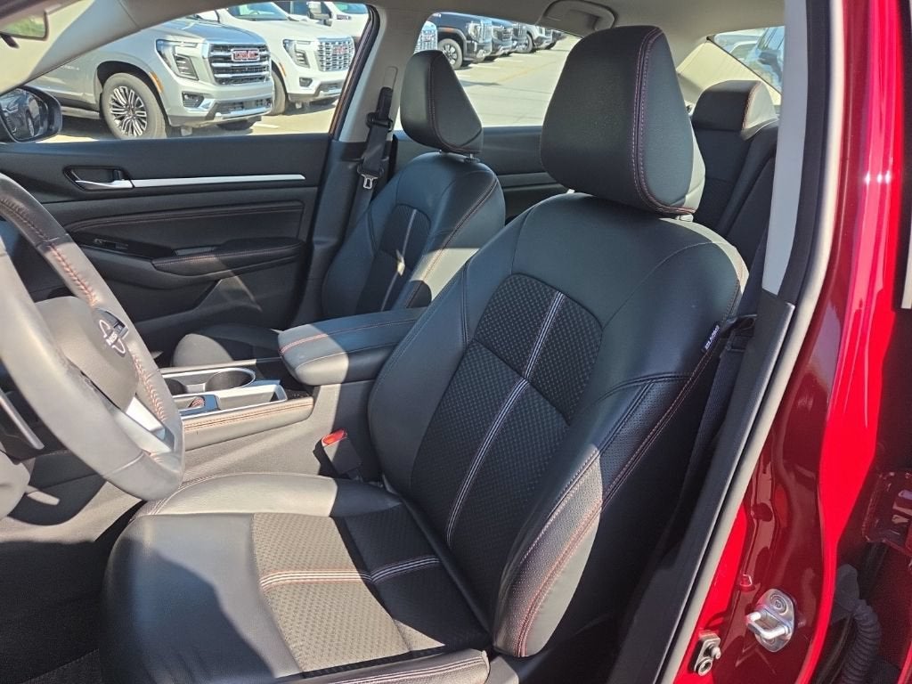 2023 Nissan Altima SR FWD