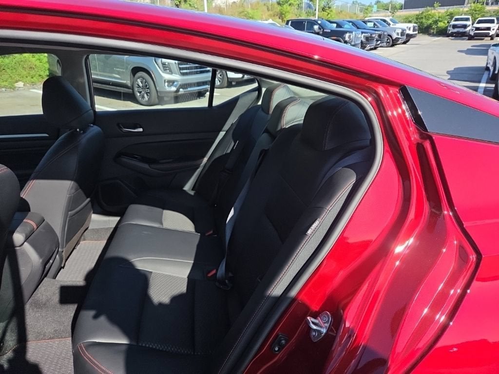 2023 Nissan Altima SR FWD