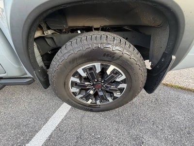 2024 Nissan Frontier Crew Cab PRO-4X 4x4