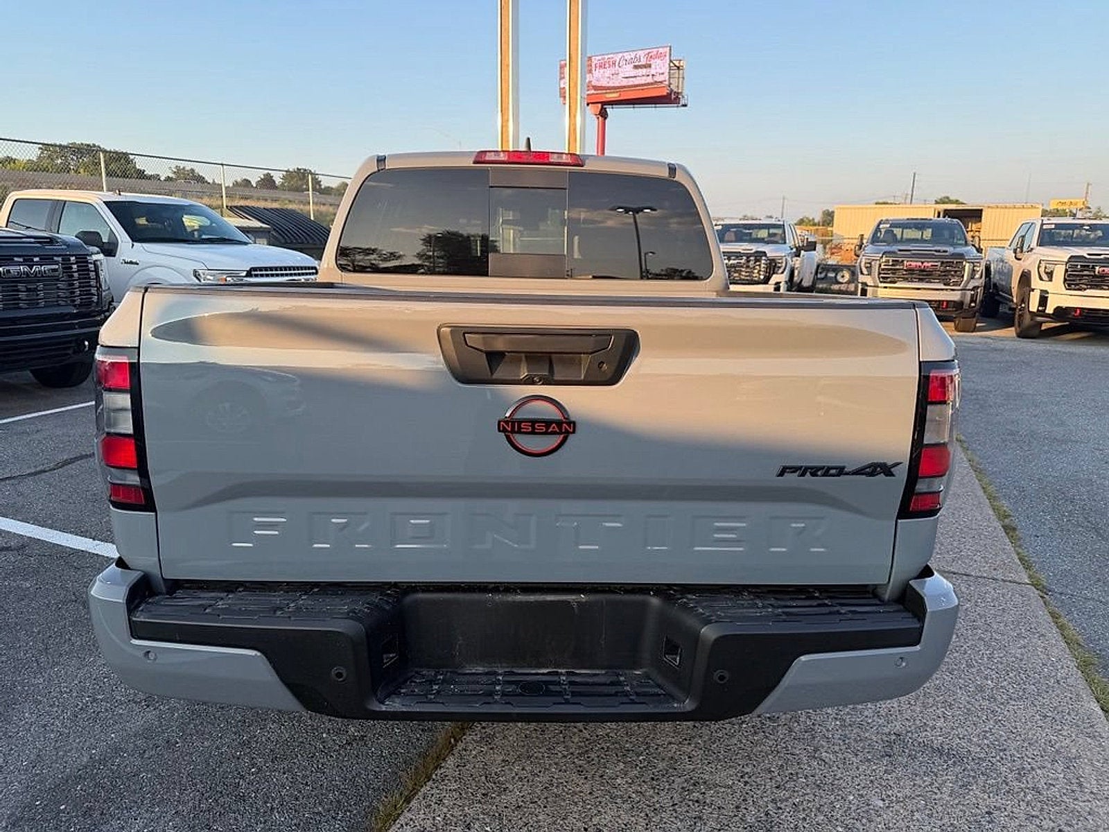 2024 Nissan Frontier Crew Cab PRO-4X 4x4