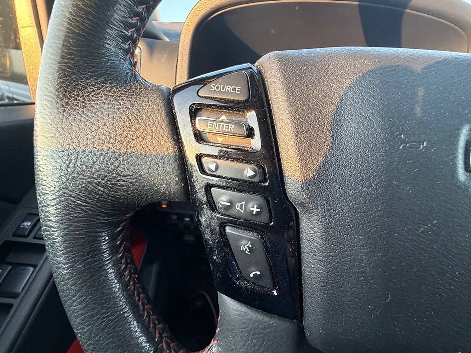 2024 Nissan Frontier Crew Cab PRO-4X 4x4