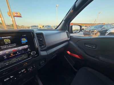 2024 Nissan Frontier Crew Cab PRO-4X 4x4