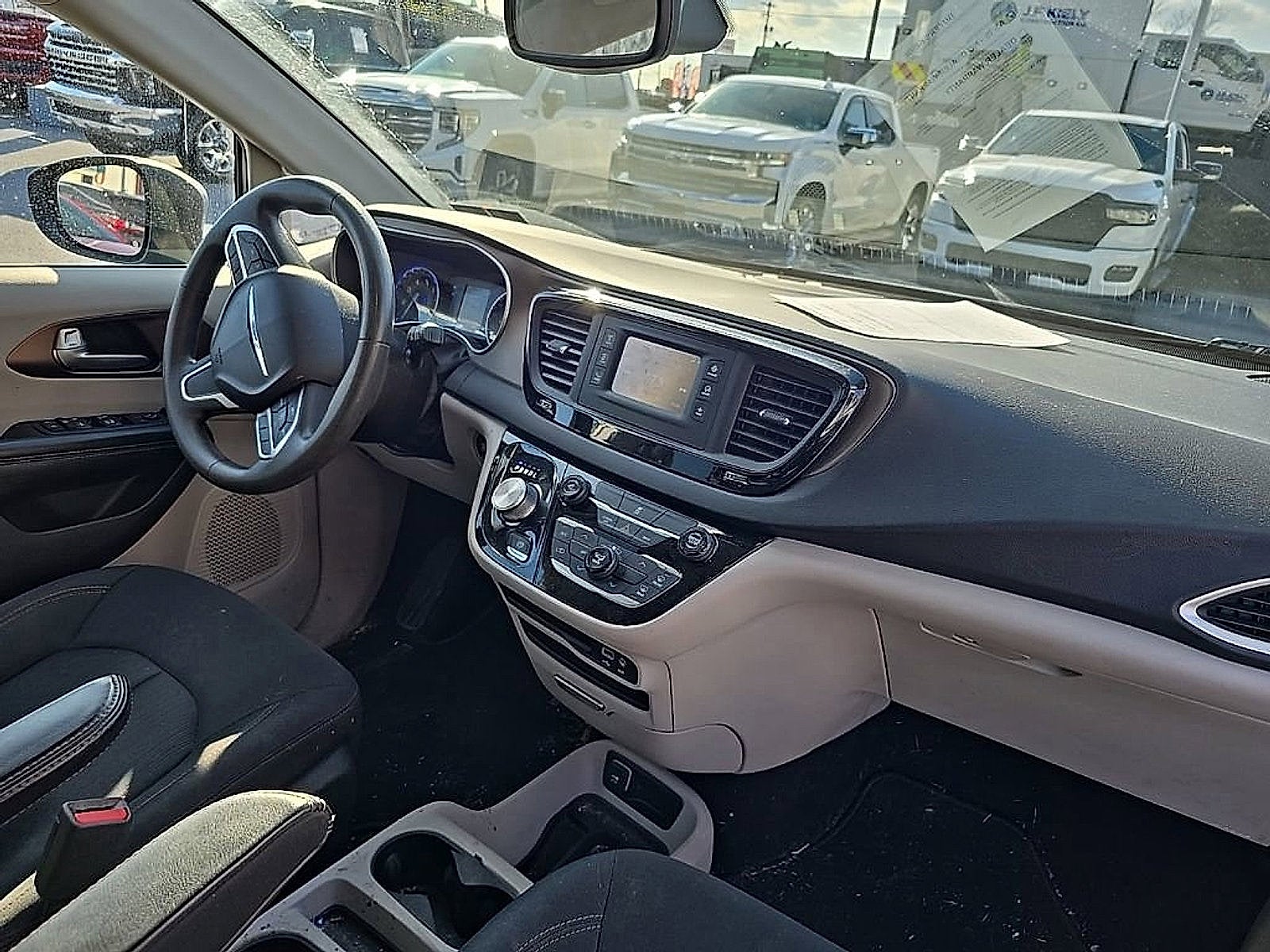 2017 Chrysler Pacifica LX