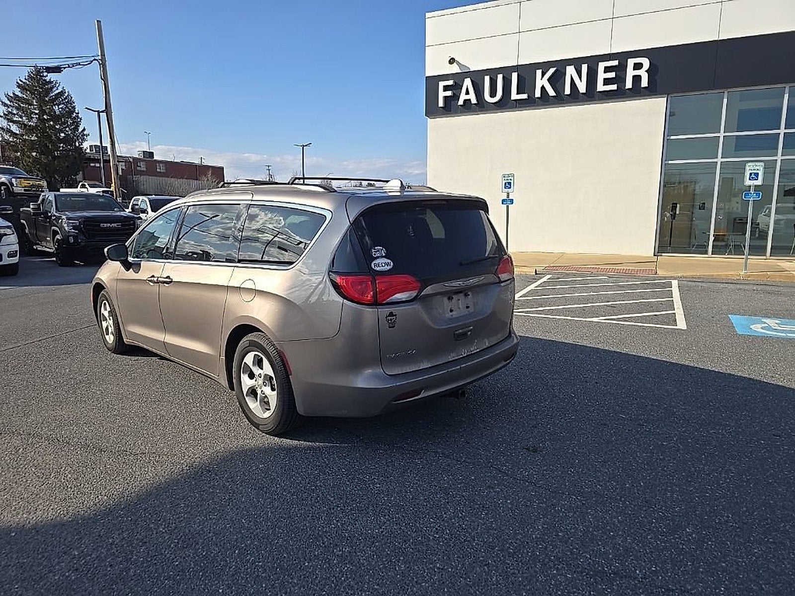 2017 Chrysler Pacifica LX