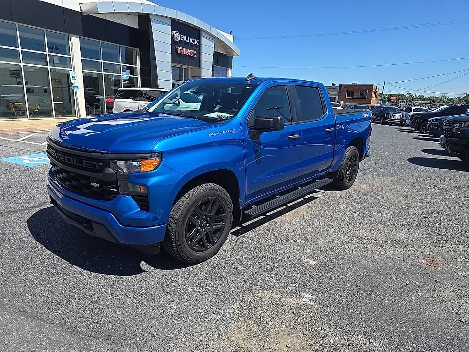 2023 Chevrolet Silverado 1500 Custom