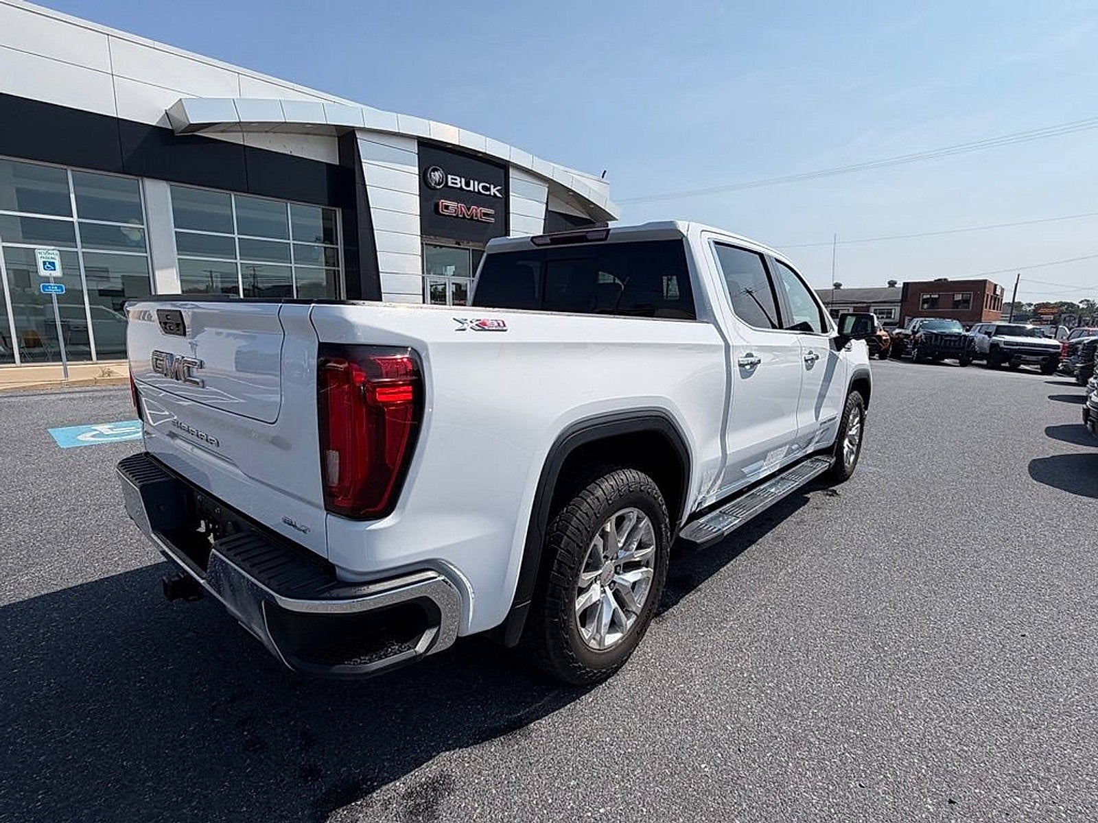 2019 GMC Sierra 1500 SLT