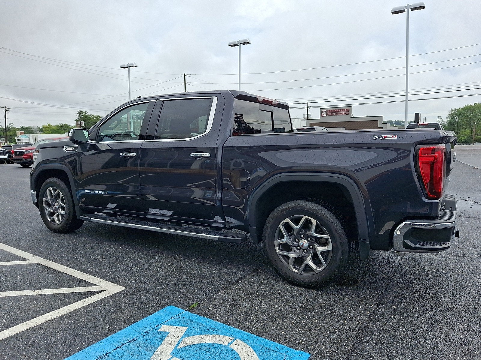 2023 GMC Sierra 1500 SLT