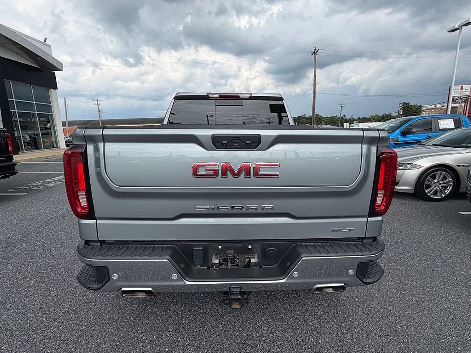 2024 GMC Sierra 1500 SLT