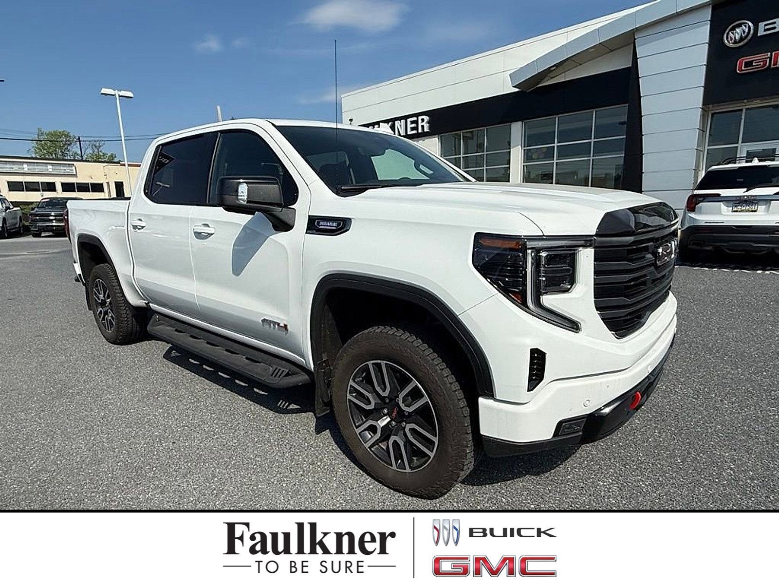 2025 GMC Sierra 1500 AT4