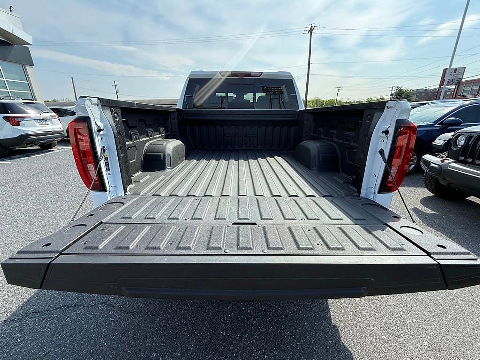 2025 GMC Sierra 1500 AT4