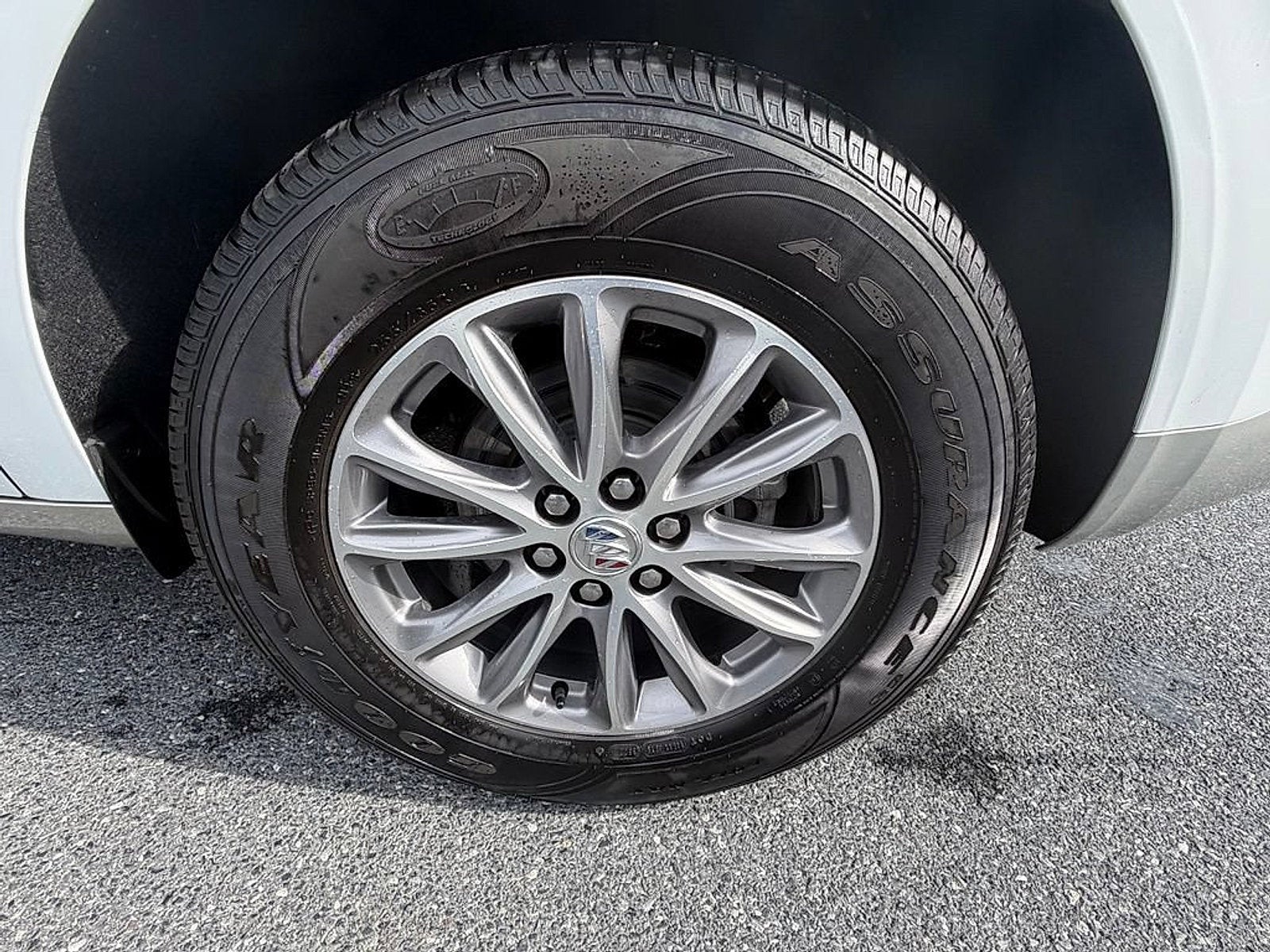 2023 Buick Enclave Premium