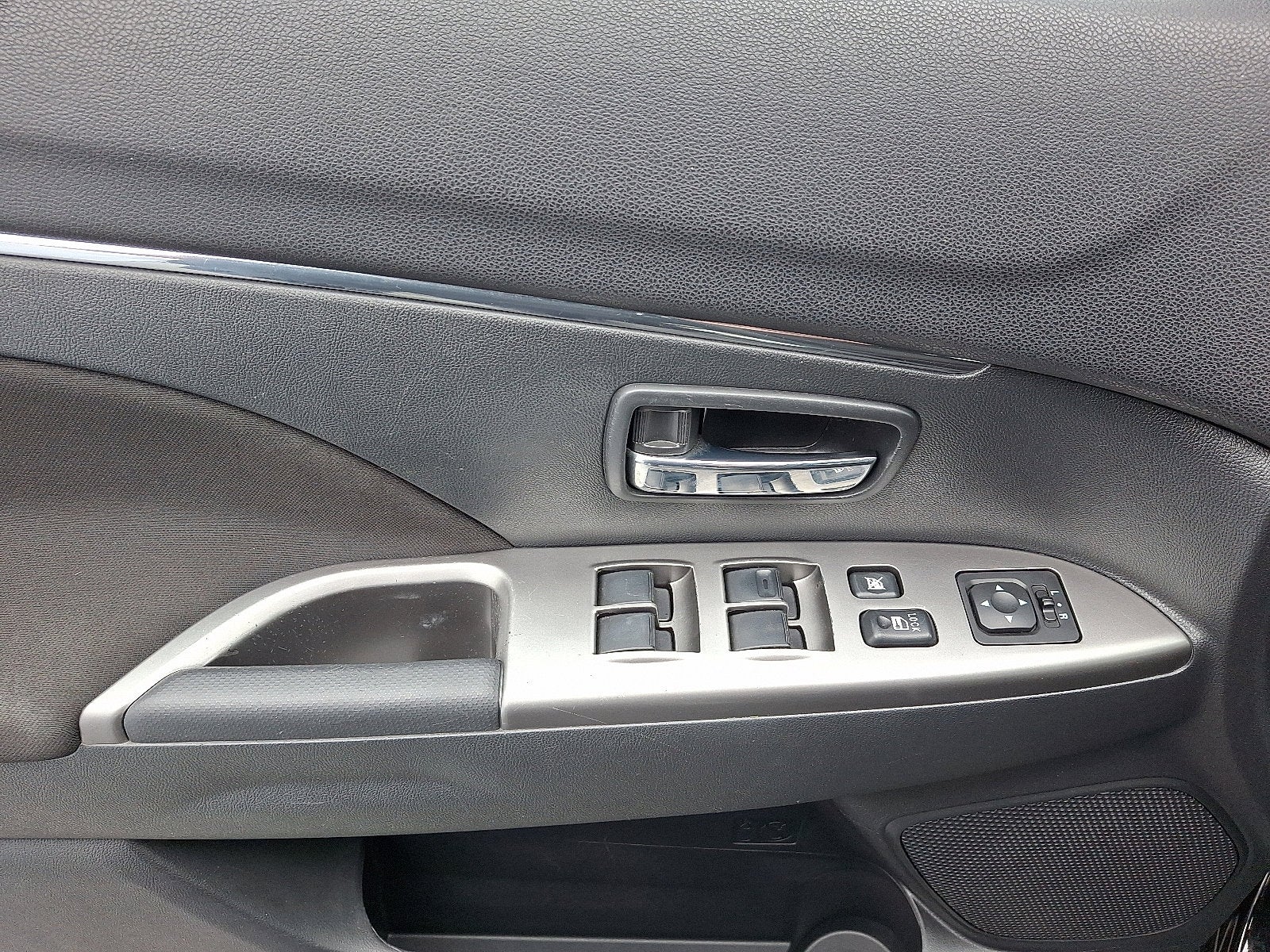 2019 Mitsubishi Outlander Sport ES 2.0