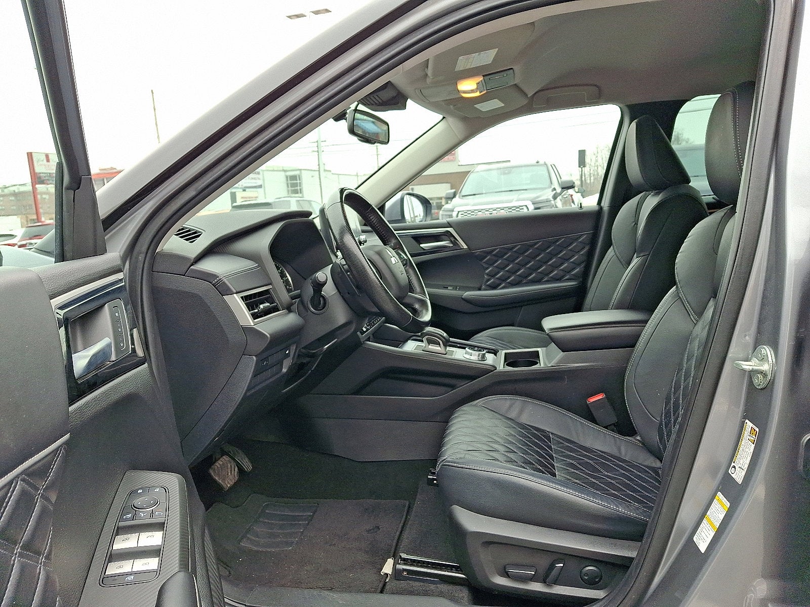 2022 Mitsubishi Outlander SEL