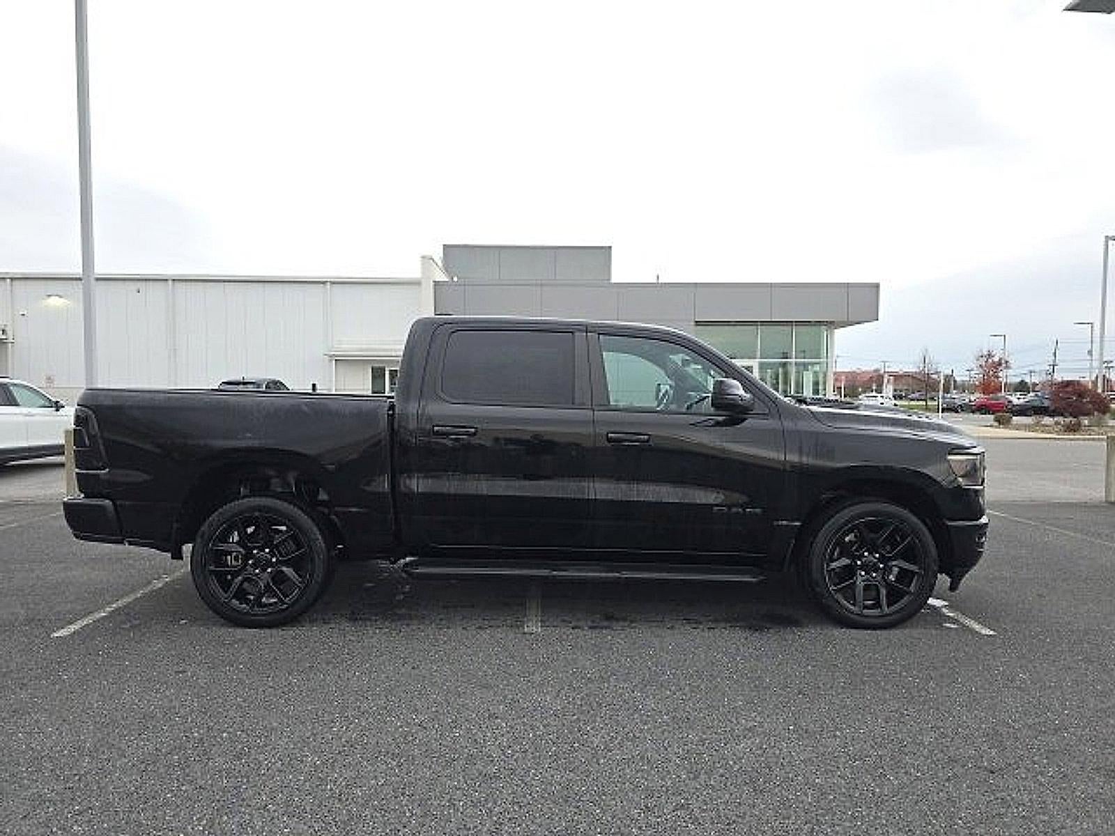 2023 RAM 1500 Laramie 4x4 Crew Cab 5'7" Box