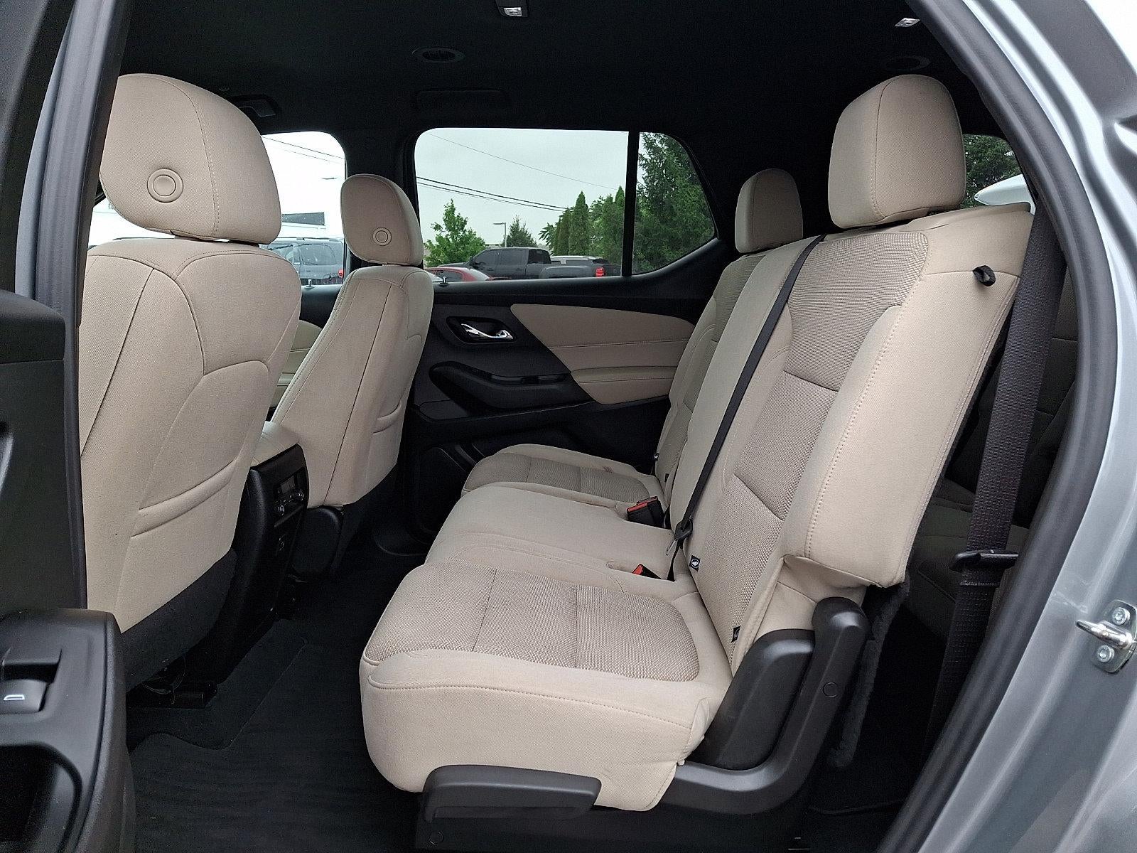 2023 Chevrolet Traverse FWD 1LS