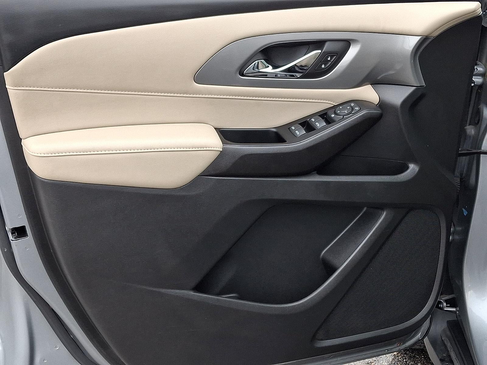 2023 Chevrolet Traverse FWD 1LS